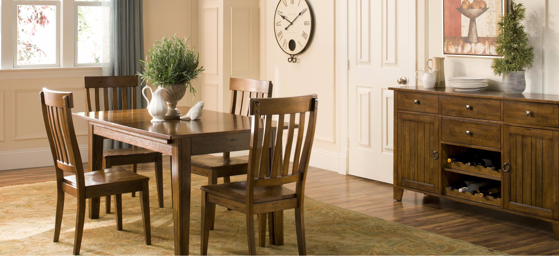 picking a dining room table