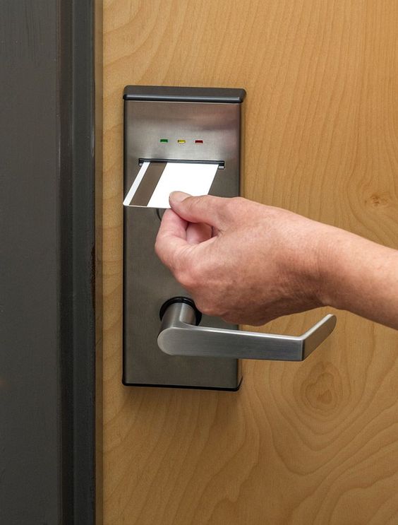 unlock door with Plastic card