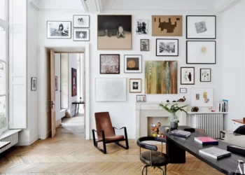 5 Tips to Decorate Your Walls with Canvas Prints