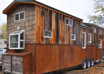 How Much Does a House Weigh