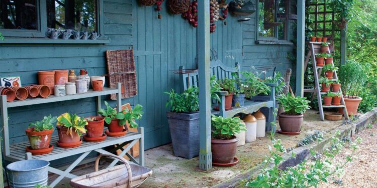 Large garden sheds decoration ideas