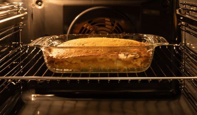 Can you put glass in the microwave