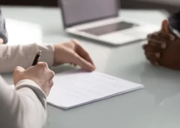 Lawyer For Commercial Lease: How They Can Help You