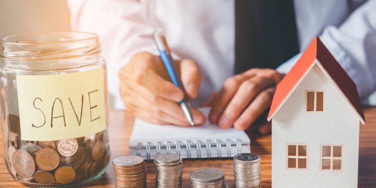 Effective Ways for Homeowners to Save Money on a Monthly Basis