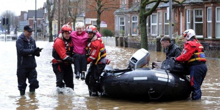 Why Professional Restoration Services Are Essential After a Disaster