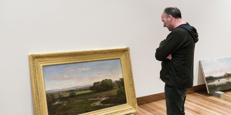 Here’s How to Choose the Right Frame for Your Art