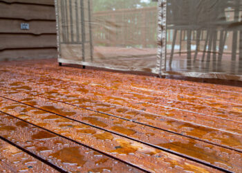 4 Do’s And Don’ts Of Sealing Your Deck 