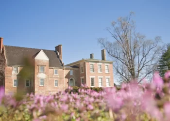 How To Clean A Historic Home