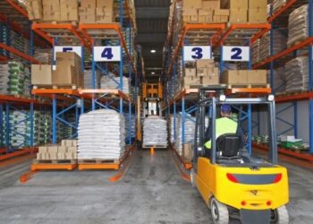 3-What is pick and pack? Improving your warehouse processes with stick pick