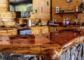 Is Redoing Countertops with Epoxy A Good Idea?