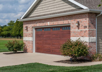 5 Signs It’s Time To Upgrade Your Garage Door