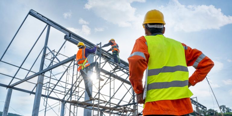 WORKPLACE SAFETY: ESSENTIAL SIGNAGE FOR UNDER CONSTRUCTION SITES ...