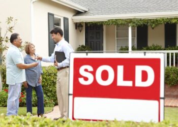 Do I need a realtor for buying a house?