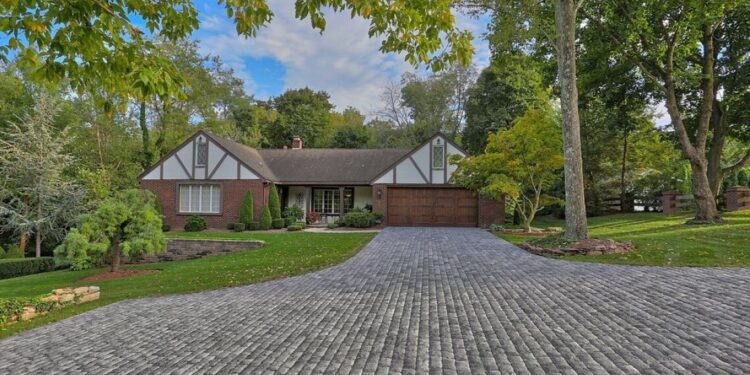 4 Top Tips to Create The Perfect Driveway