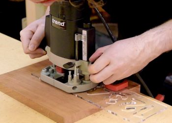 Floating Letter Router Bit