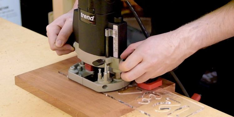 Floating Letter Router Bit