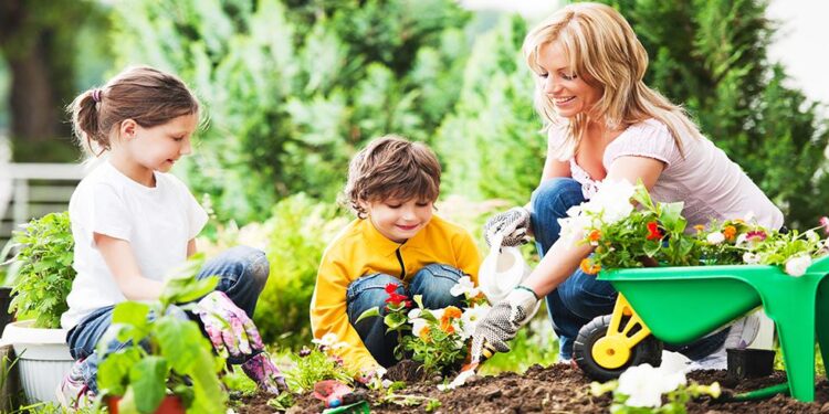 Easy Ways To Make Your Garden Child-Friendly