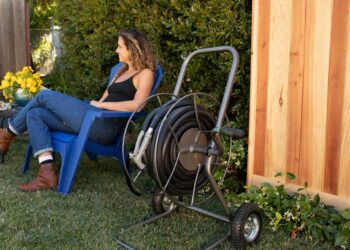 Why Every Homeowner Should Use Yard Tools