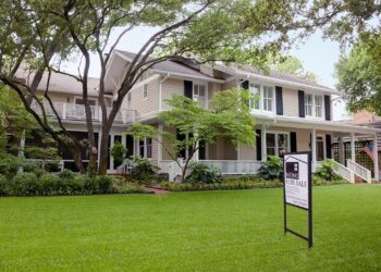 Everything You Should Do When Buying Your First Home