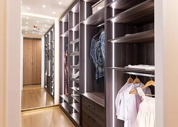 How to Pick the Perfect Wardrobe for Your Home in Dubai?