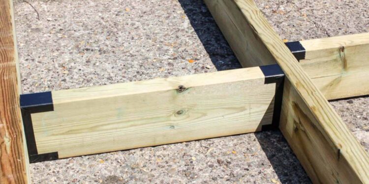 8 Composite Decking Installation Mistakes You Should Avoid