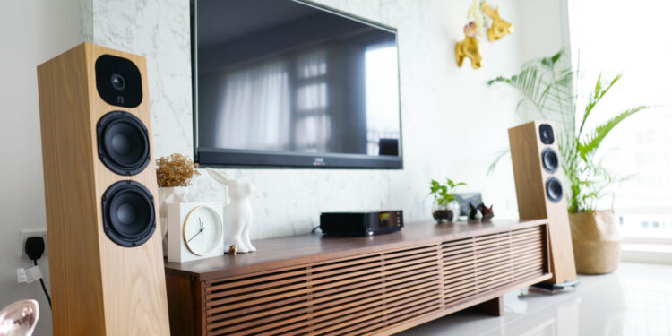 How to Maximize Your Speakers despite Having a Large Room