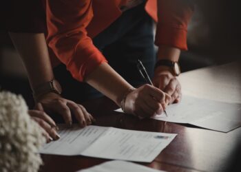 4 Benefits of NNN Lease Agreement That Gives Landlords An Easy Time