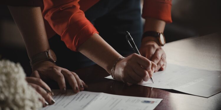 4 Benefits of NNN Lease Agreement That Gives Landlords An Easy Time