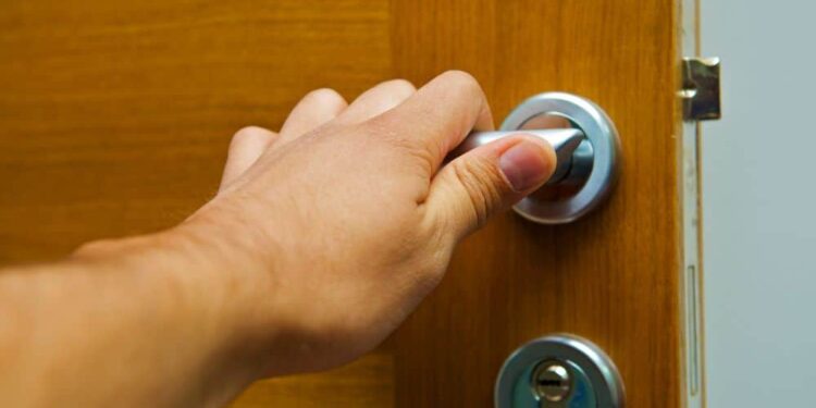 Unlock door with hole