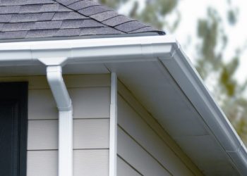 What Is the Best Flat Roof Drainage System?
