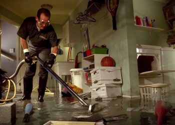 Water Damage Clean-up by men