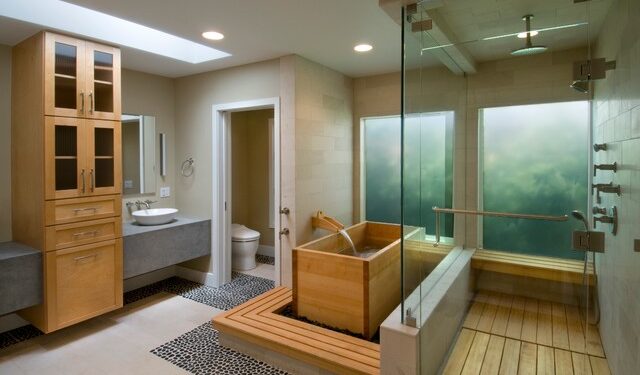 10 tips for making the most of a small bathroom