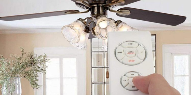 Here’s Your Guide to Choosing a Ceiling Fan