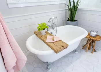 bath fitter or rebath and bath planet