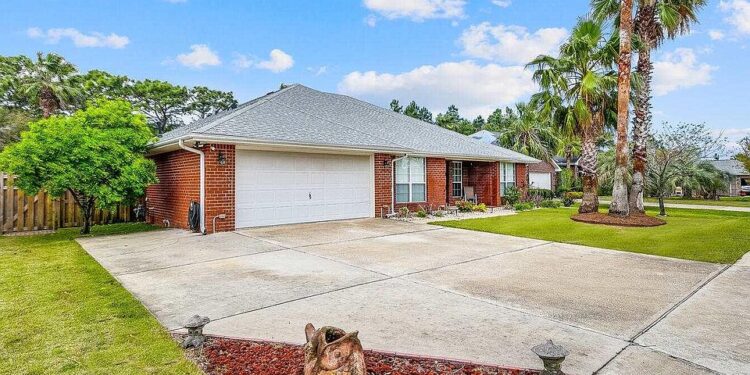 8 Tips for Finding & Buying a New Home in Gulf Breeze