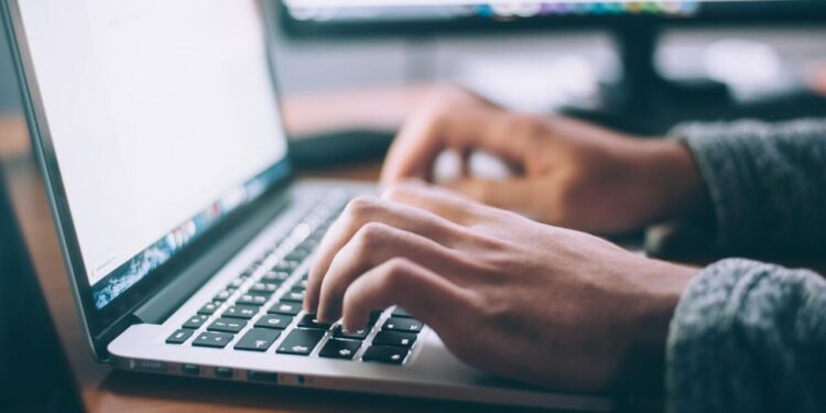 5 Tips for Organising your Filing System: Offline & Online