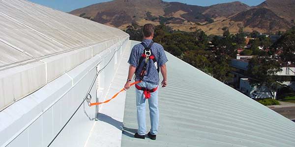 Rooftop Fall Protection System with man