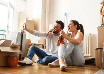 What Is the Average Cost of Moving an Apartment?