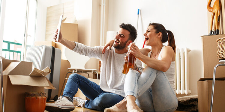 What Is the Average Cost of Moving an Apartment?