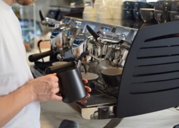 How is a commercial espresso machine different from a regular Espresso Machine?