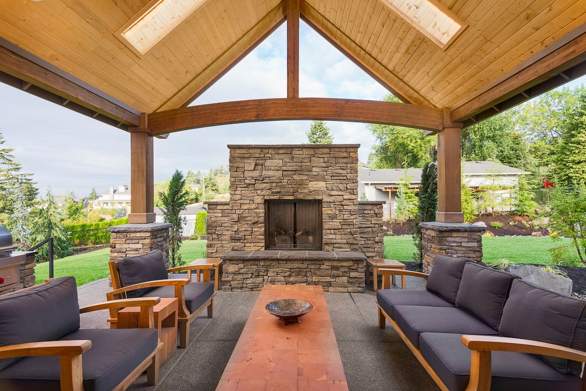 Extension Patio Roof with fire pit