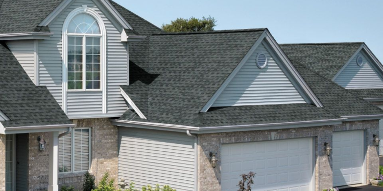 How Do You Maintain An Asphalt Roof?