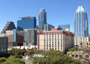 Efficient Downsizing in Austin: Making the Big Move Smoother with Less