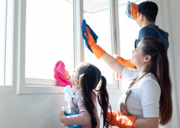 Common Window Cleaning Mistakes You Should Avoid