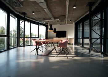 7 Signs Your Business Premises Need a Commercial Cleaning Service