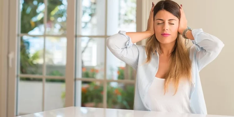 Why do we hear cracking noise in ceiling at night?