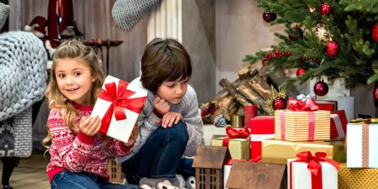10 Best Christmas Gifts for Adventurous Kids