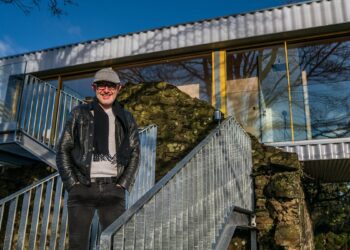 Choosing the Right Emergency Restoration Company