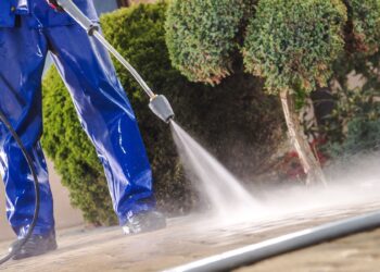 Professional Power Washing: The Best Option For Cleaning Your Parking Lots