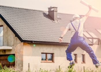 Ensuring Quality and Excellence: 4 Benefits of Hiring Professional Roofing Services